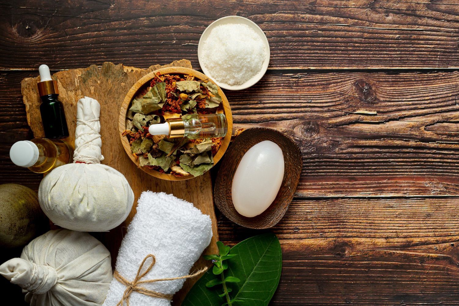 AyurGlow Rejuvenation Ritual